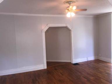 Main picture of 1625 Coit Ave NE