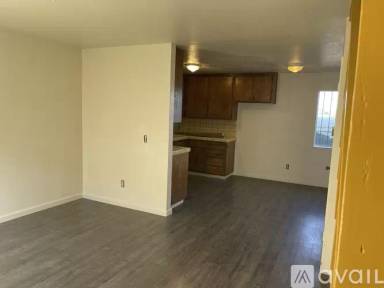 Main picture of 16 Stender Ave