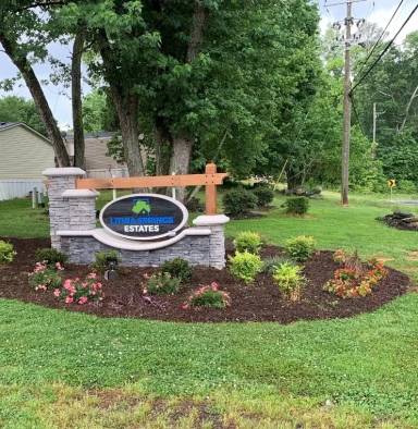 Main picture of Lithia Springs Estates