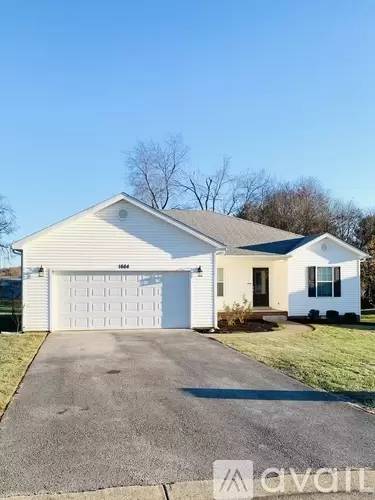 Main picture of 1664 Calgary Way