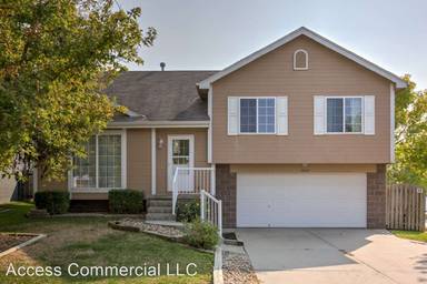 Main picture of 18747 Borman St