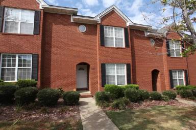 Main picture of 1297 N Dean Rd