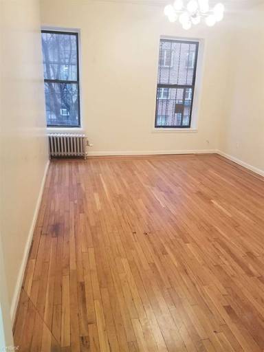 Main picture of 854 Driggs Ave