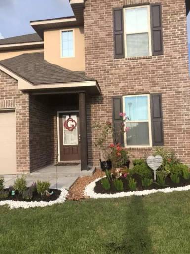 Main picture of 284 Pipers Ln