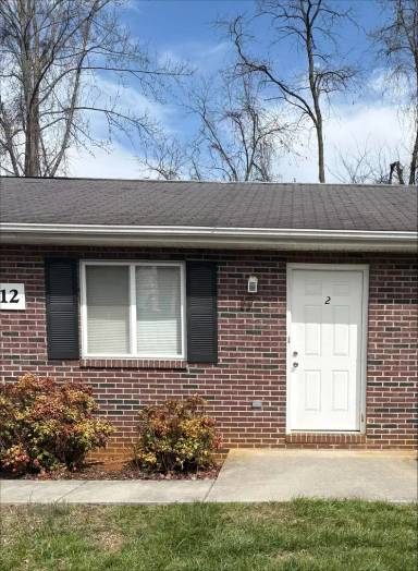 Main picture of 1212 Shelby St