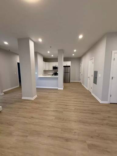 Main picture of 10 N Sheridan Rd Apartments
