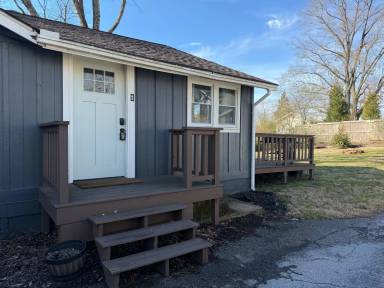 Main picture of 607 Franklin St