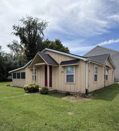 Main picture of 803 Long St