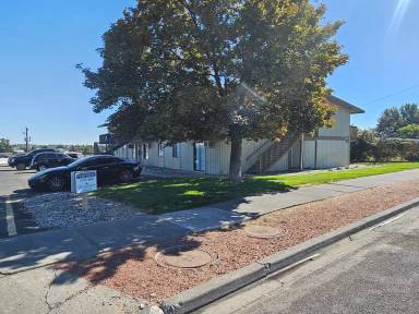 Main picture of 523 W Crest Dr