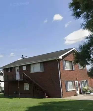 Main picture of 1336B Memorial Blvd W