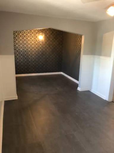 Main picture of 383 Washington Ave