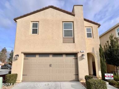 Main picture of 779 N Burgan Ave
