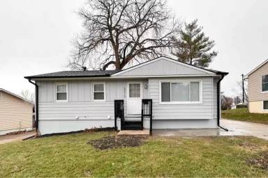 Main picture of 3310 S 122nd St