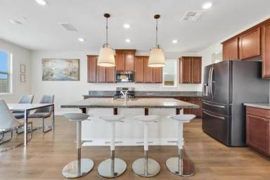 Main picture of 10068 Carinata Dr