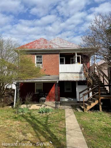 Main picture of 729 Bullitt Ave SE