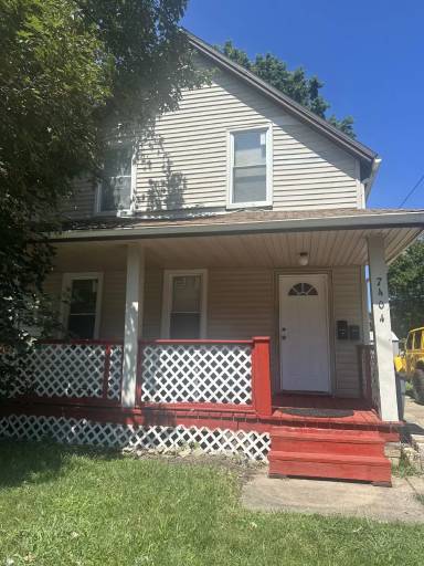 Main picture of 7404 Halle Ave
