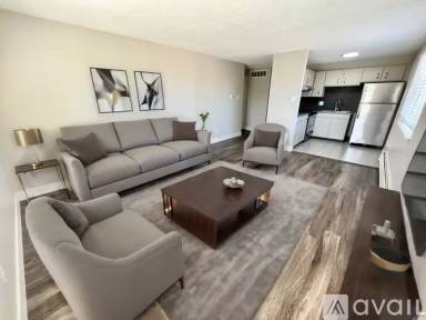 Main picture of 1260 Balsam St