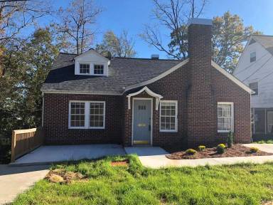 Main picture of 1009 F St