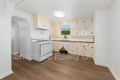 Main picture of 3340 Eucalyptus Ave