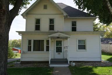 Main picture of 298 N Main St