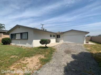 Main picture of 6387 Alton St