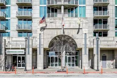 Main picture of 12 Midtown