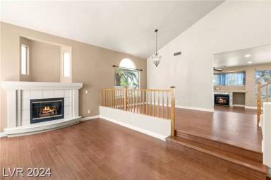 Main picture of 3916 Varallo St