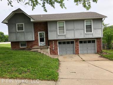 Main picture of 3700 E 114th St