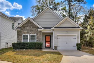 Main picture of 665 Dunrobin Ln