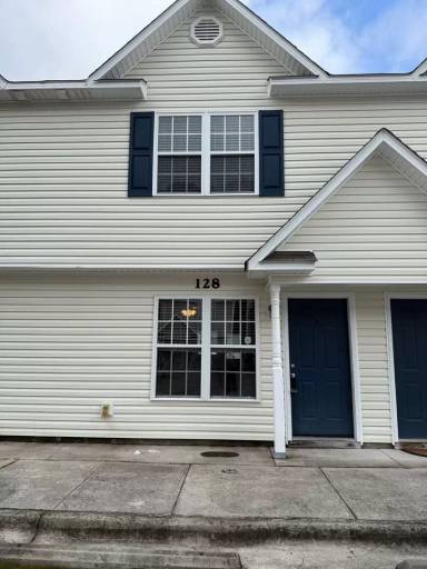 Main picture of 128 Cornerstone Pl