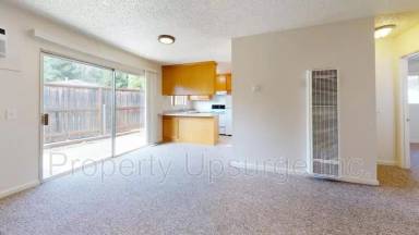 Main picture of 2739 Gilmore Ln