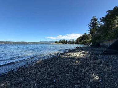 Main picture of 2205 W Sequim Bay Rd