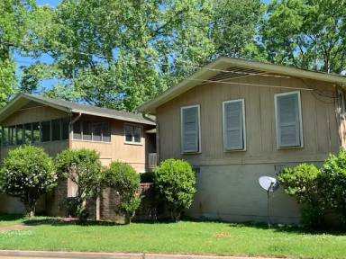 Main picture of 1439 Riverwood Dr