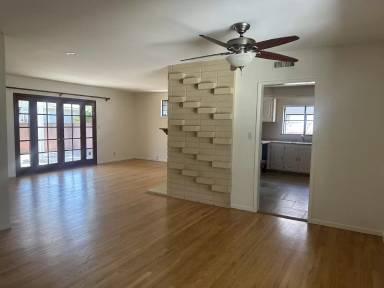 Main picture of 1466 W West Ave