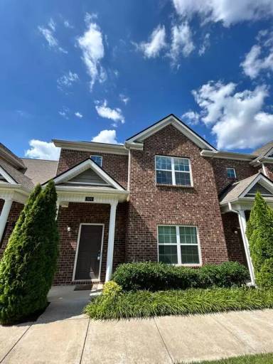 Main picture of 320 Rowlette Cir