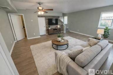 Main picture of 3392 W Shields Ave
