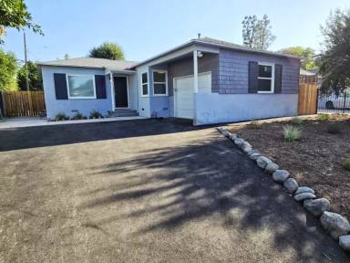 Main picture of 19112 Welby Way