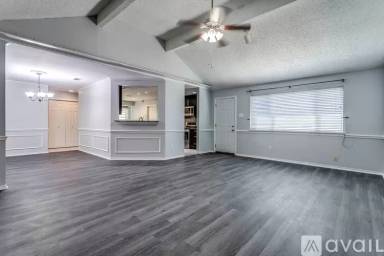 Main picture of 400 Tucson Ct