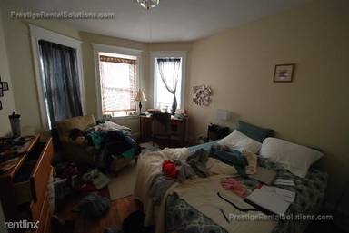 Main picture of 221 Kelton St