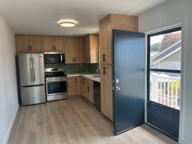 Main picture of 1010 Market Ave