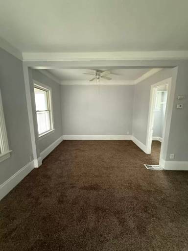 Main picture of 3819 E 54th St