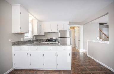 Main picture of 27 Campbell Dr