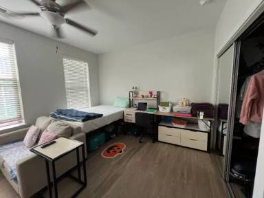 Main picture of 3020 Hillsborough St