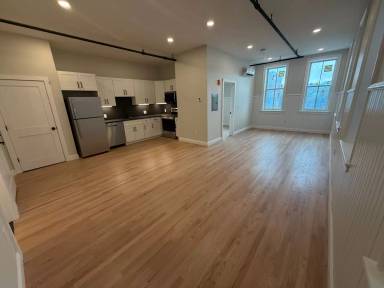 Main picture of 42 Washington St