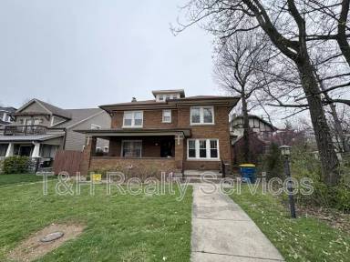 Main picture of 3168 Washington Blvd