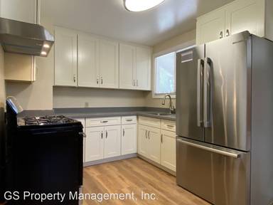 Main picture of 10921 Maxine Ave