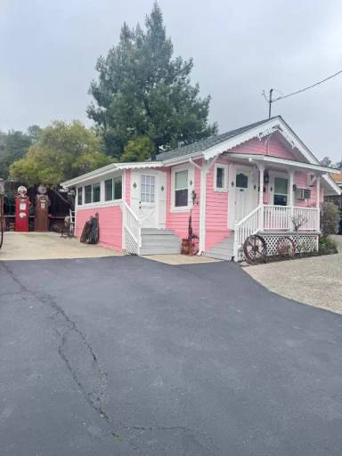 Main picture of 175 Saranap Ave