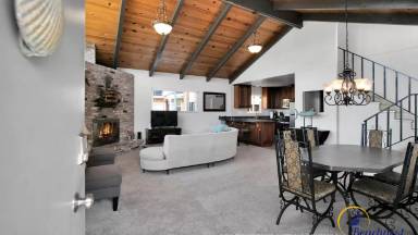 Main picture of 209 Santa Cruz Ave