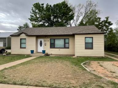 Main picture of 3315 28th St