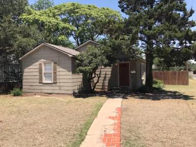 Main picture of 2515 24th St